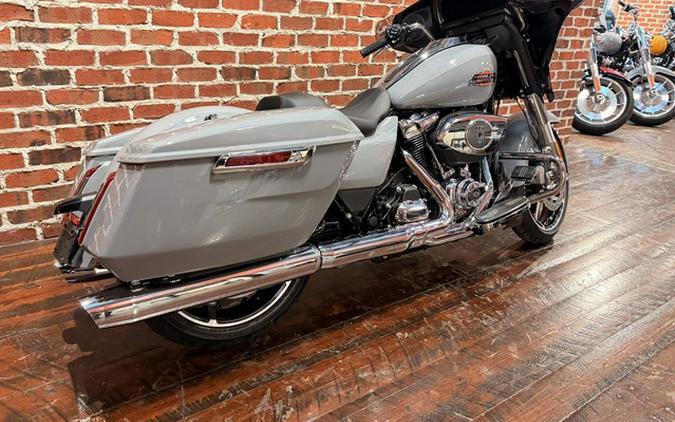 2026 Harley-Davidson FLHX - Street Glide