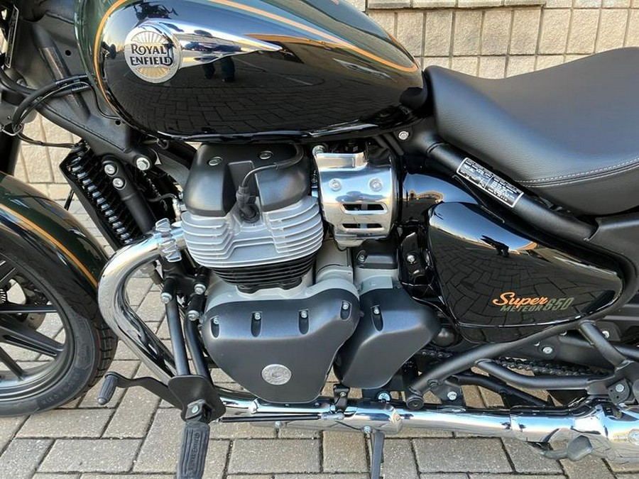 2024 Royal Enfield Super Meteor 650 Interstellar Green