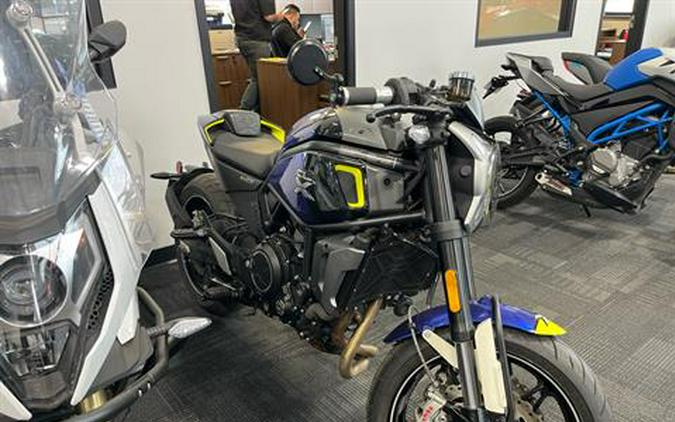 2022 CFMOTO 700CL-X Sport