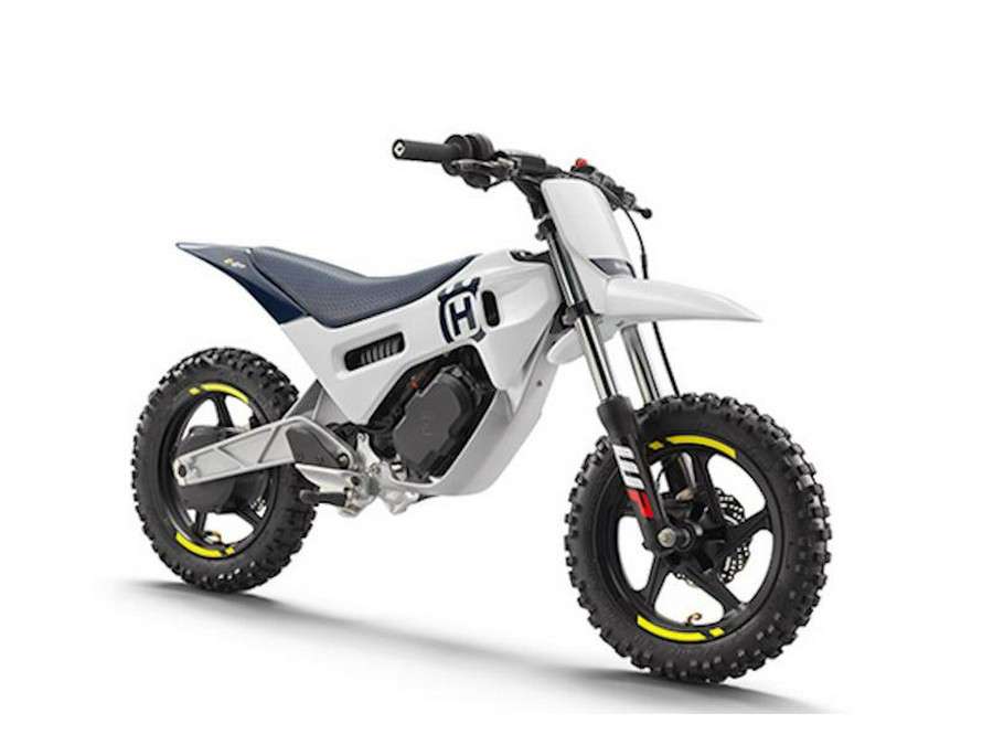 2025 Husqvarna® EE 2