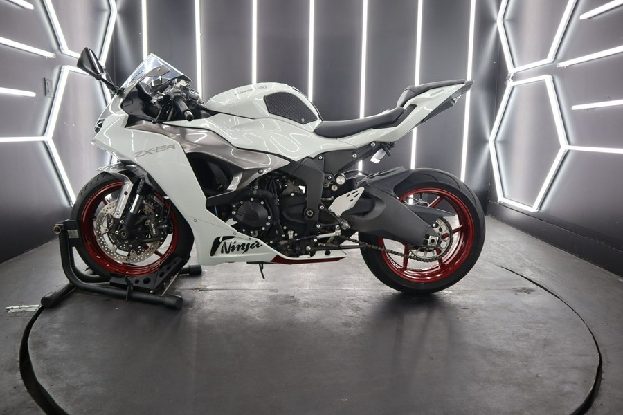 2024 Kawasaki Ninja ZX-6R