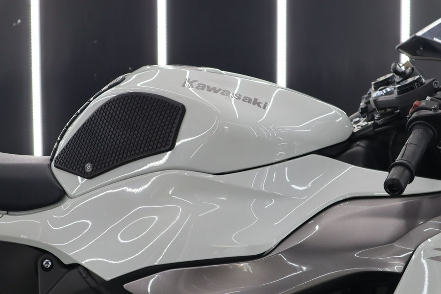 2024 Kawasaki Ninja ZX-6R