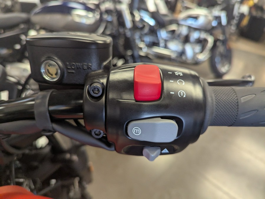 2025 Triumph Bonneville Bobber