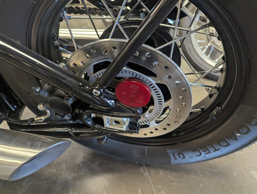 2025 Triumph Bonneville Bobber
