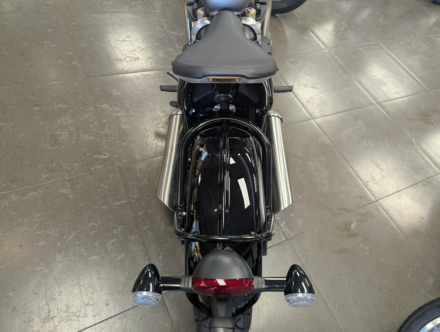 2025 Triumph Bonneville Bobber