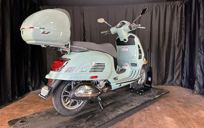 2023 Vespa GTS 300