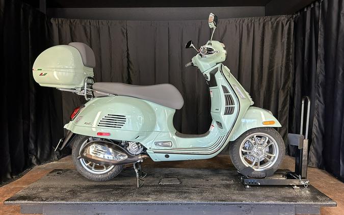 2023 Vespa GTS 300