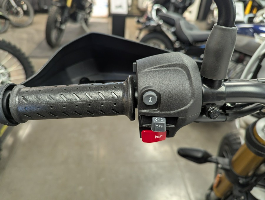 2026 Triumph Scrambler 400 XC