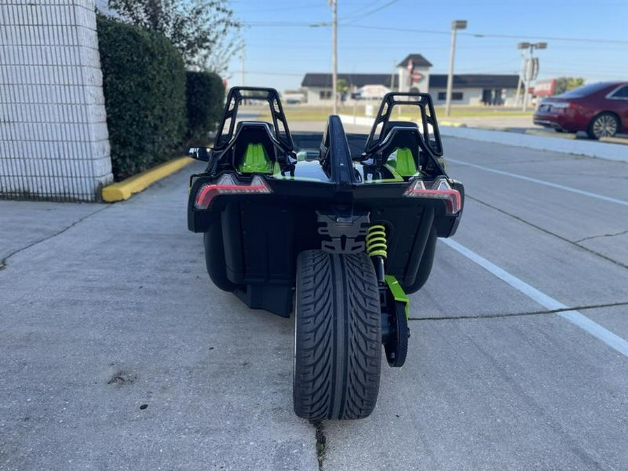 2022 Polaris Slingshot® SLINGSHOT R MANUAL