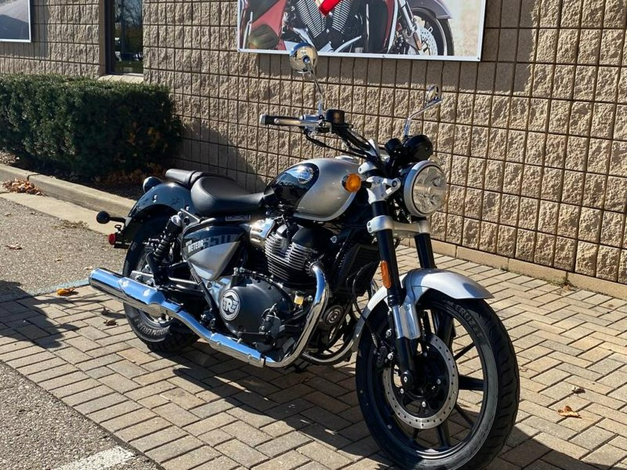 2024 Royal Enfield Super Meteor 650 Interstellar Grey