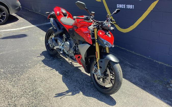 2026 Ducati STREETFIGHTER V2S