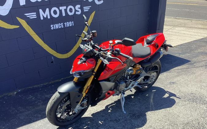 2026 Ducati STREETFIGHTER V2S