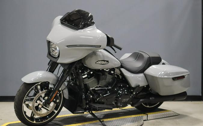 2025 Harley-Davidson Street Glide FLHX