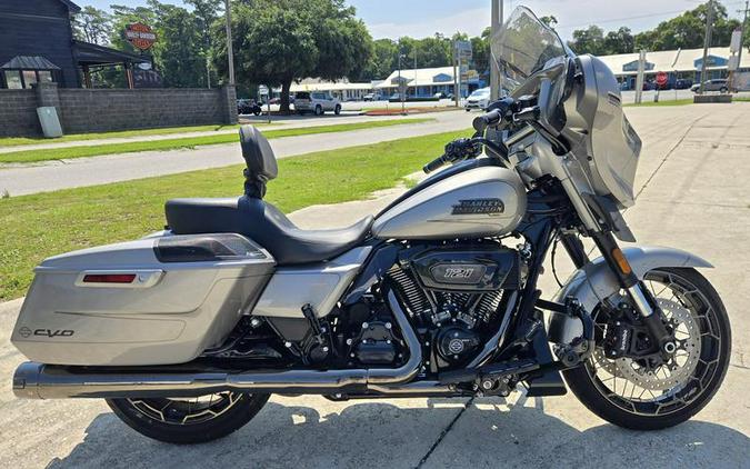 2023 Harley-Davidson® FLHXSE - CVO™ Street Glide®