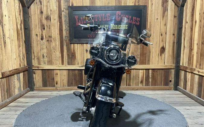 2020 Harley-Davidson® FLHCS - Heritage Classic 114