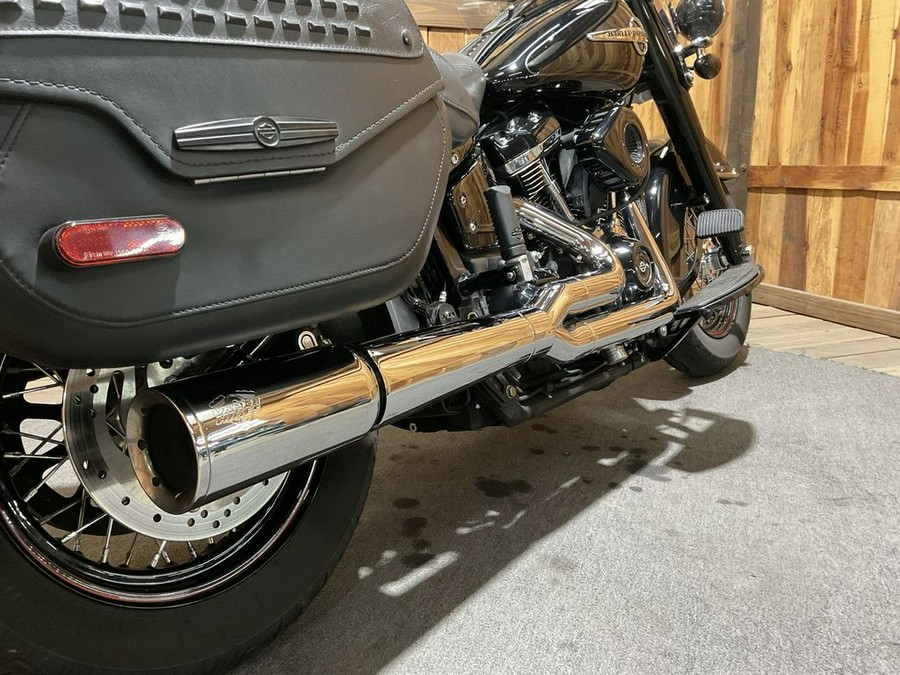 2020 Harley-Davidson® FLHCS - Heritage Classic 114