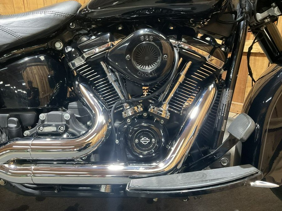 2020 Harley-Davidson® FLHCS - Heritage Classic 114