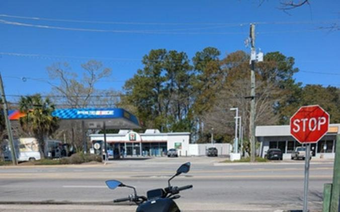 2025 Kawasaki ZR900SSFNN