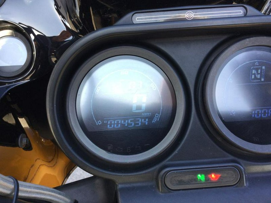 2012 Harley-Davidson® FLTRX - Road Glide® Custom