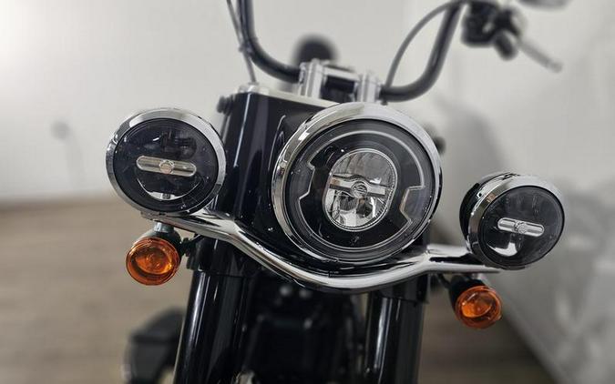 2019 Harley-Davidson® FLHC - Softail® Heritage Classic