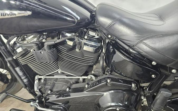 2019 Harley-Davidson® FLHC - Softail® Heritage Classic