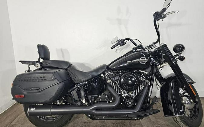2019 Harley-Davidson® FLHC - Softail® Heritage Classic