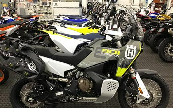 2025 Husqvarna Norden 901 Expedition