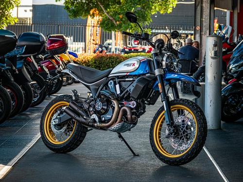 2022 Ducati Scrambler Icon Dark Review [10 Fast Facts]