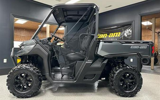 2024 Can-Am Defender XT HD7