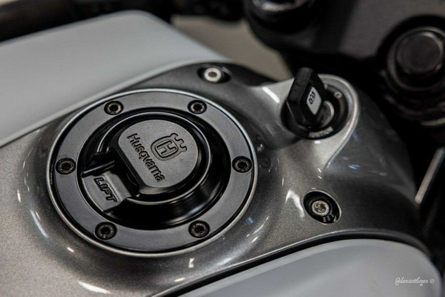 2023 Husqvarna VITPILEN 401