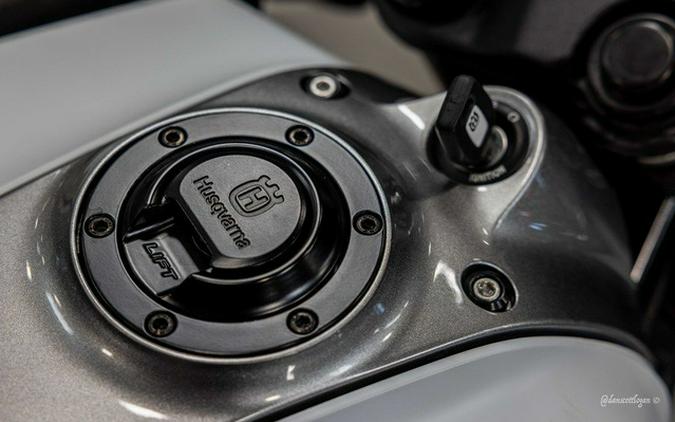 2023 Husqvarna VITPILEN 401