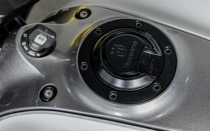 2023 Husqvarna VITPILEN 401