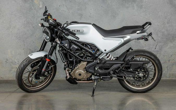 2023 Husqvarna Vitpilen 401 White - PC224210-1