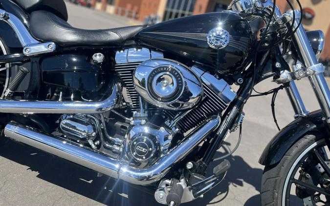 2015 Harley-Davidson® FXSB Breakout® Vivid Black 037655