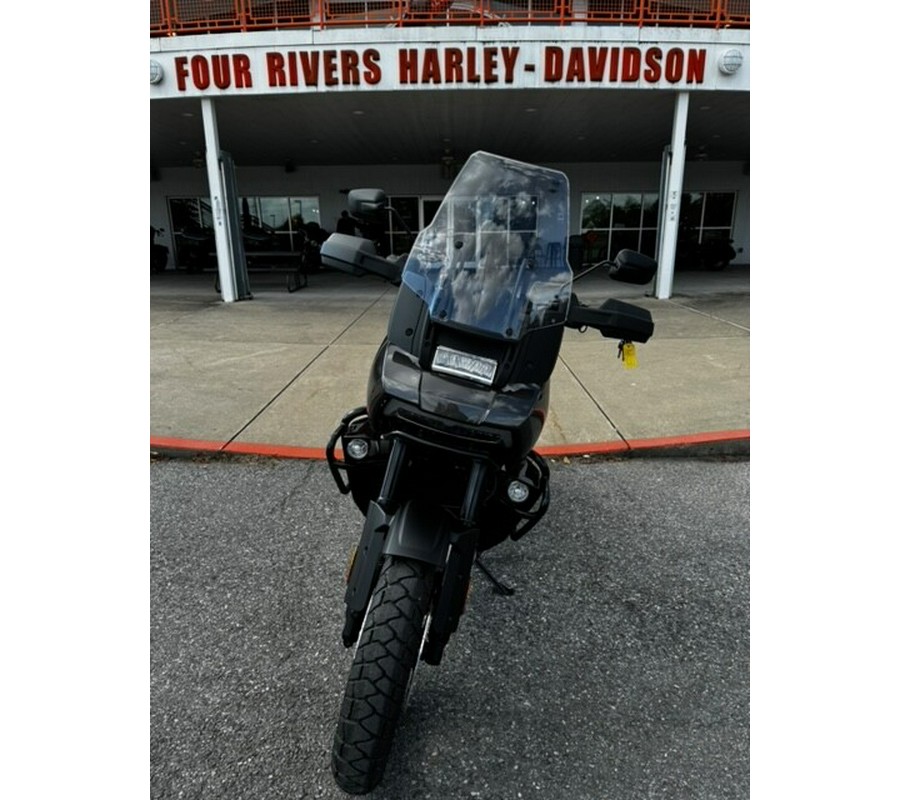 2023 Harley-Davidson Pan America™ 1250 Special Gray Haze w/Laced Wheels