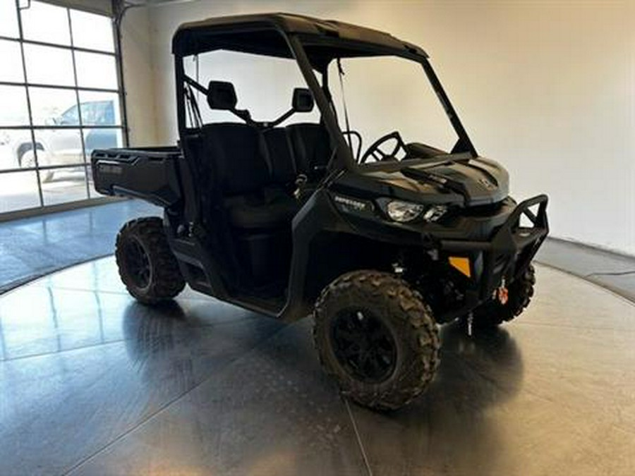 2024 Can-Am Defender XT HD9