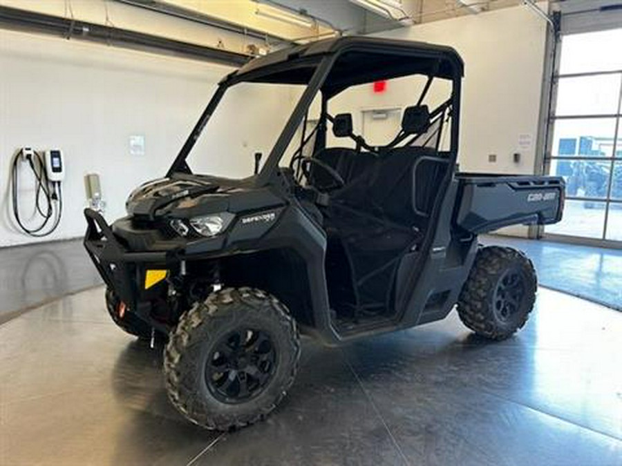 2024 Can-Am Defender XT HD9