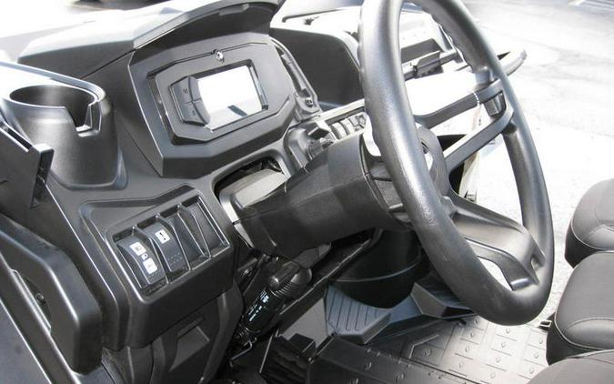 2025 Can-Am® Defender XT HD9