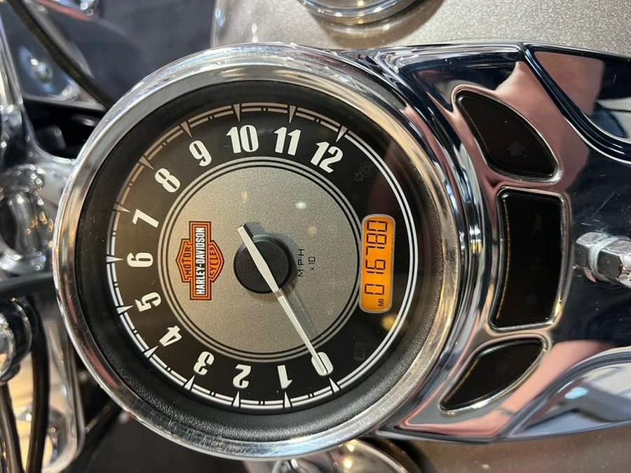 2016 Harley-Davidson® FLSTC - Heritage Softail® Classic