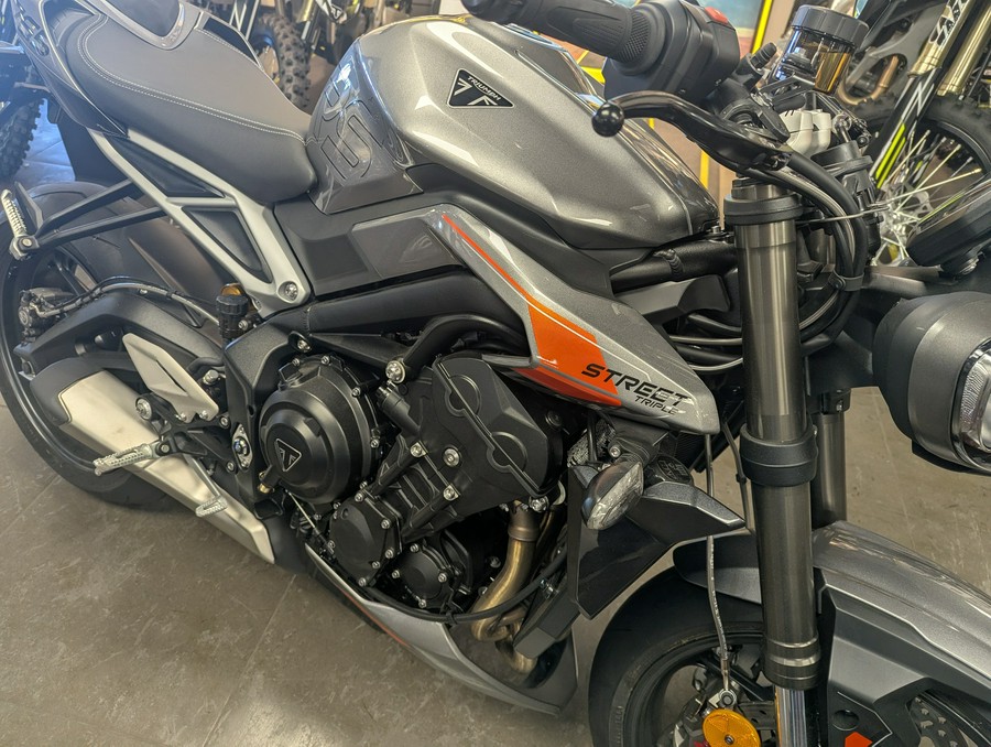 2025 Triumph Street Triple 765 RS