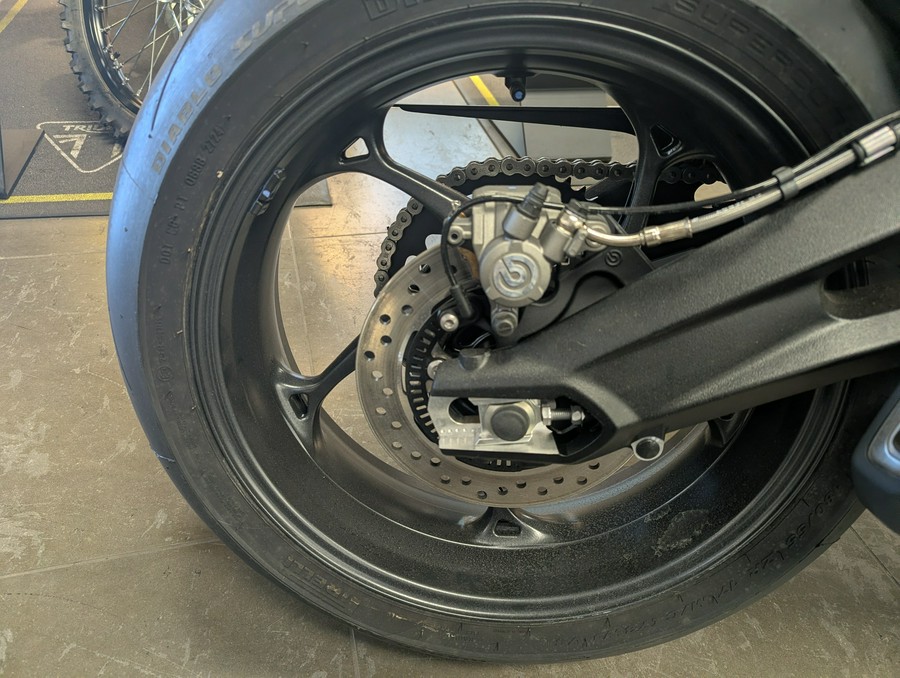2025 Triumph Street Triple 765 RS