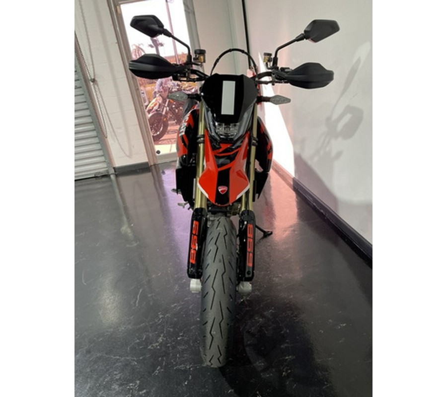 2026 Ducati Hypermotard 698 Mono RVE