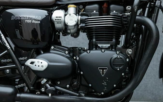 2025 TRIUMPH BONNEVILLE T120 BLACK W/ABS