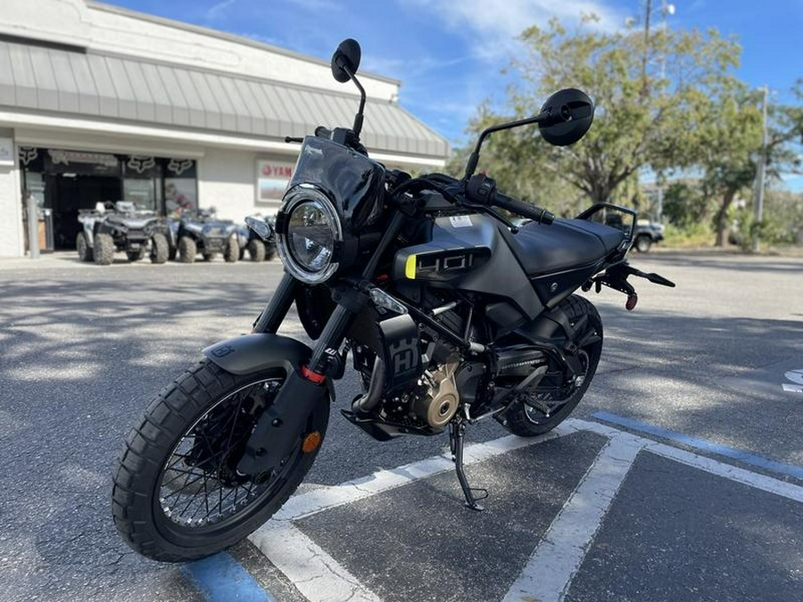 2024 Husqvarna® Svartpilen 401