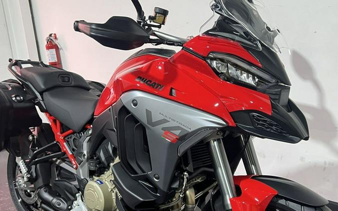 2026 Ducati Multistrada V4 S Travel & Radar Red