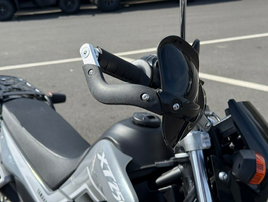 2025 XT250 - Yamaha