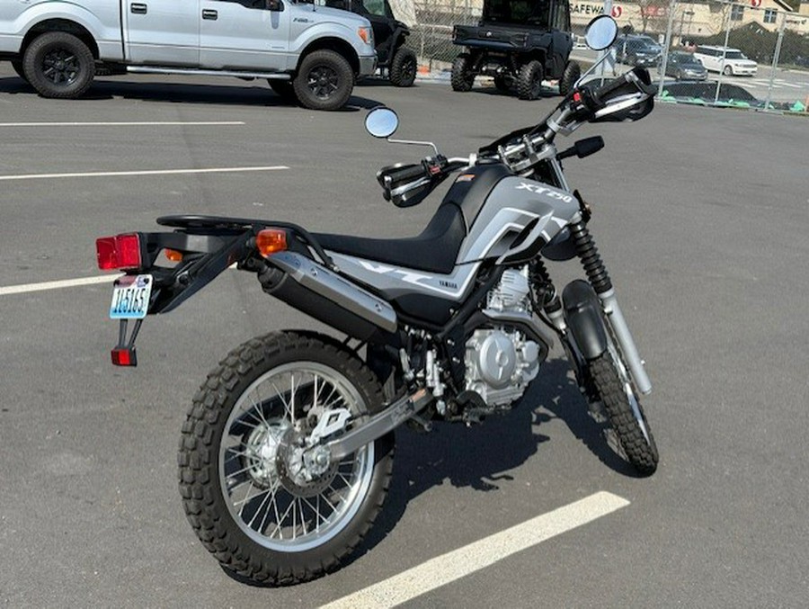 2025 XT250 - Yamaha