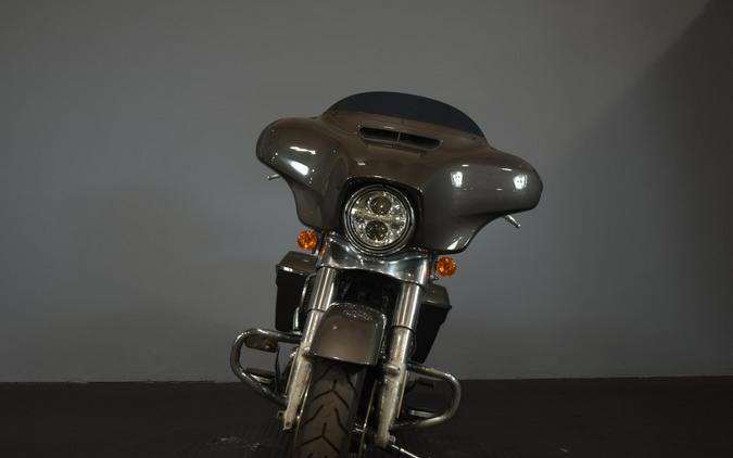 2023 Harley-Davidson Street Glide Special Gray Haze