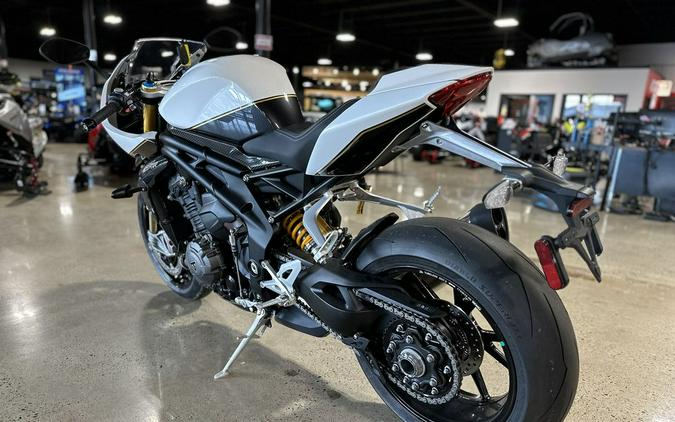 2022 Triumph Speed Triple 1200 RR Crystal White Storm Grey