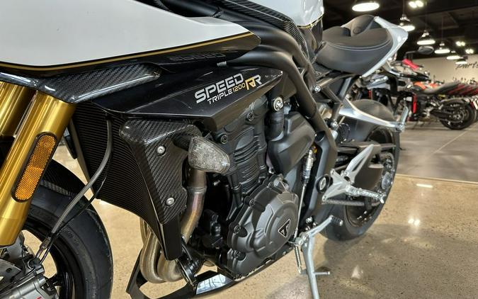 2022 Triumph Speed Triple 1200 RR Crystal White Storm Grey